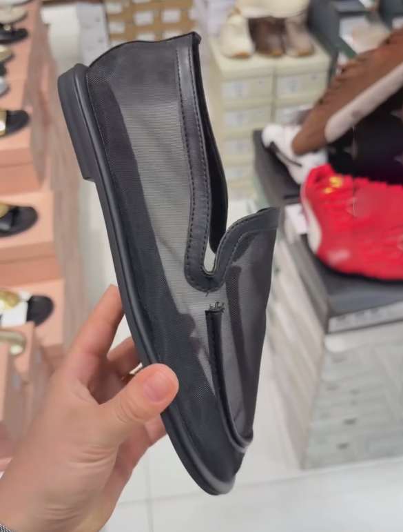 Ladies Mesh Breathable Slip-On Loafers