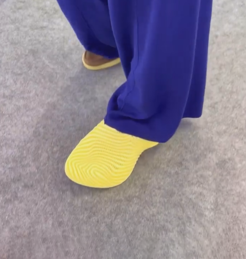 3D Printed Wave-Pattern Breathable Slip-On Sneakers