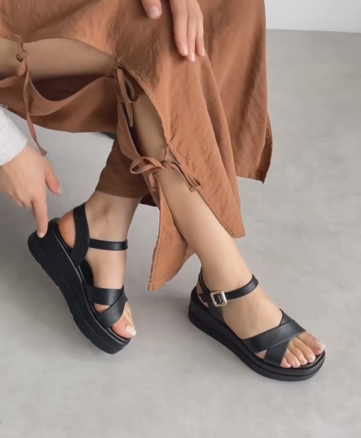 Ladies' Crisscross Strap Platform Wedge Sandals