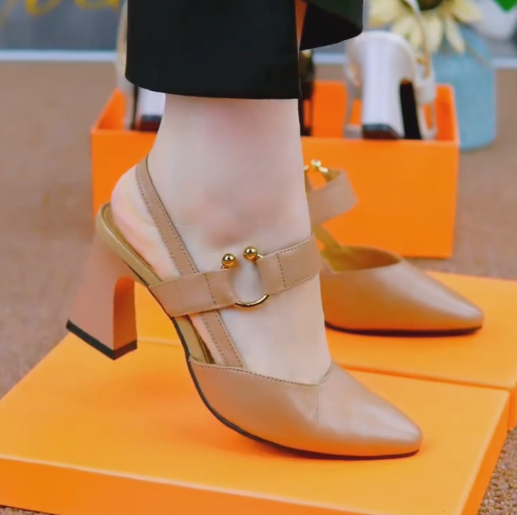 Ladies' Leather Horsebit Slingback Block Heel Pumps
