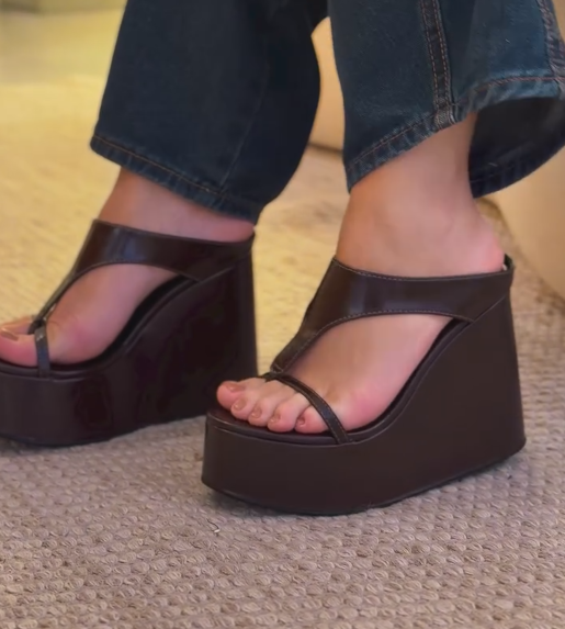 Women's T-Strap Platform Wedge Sandals