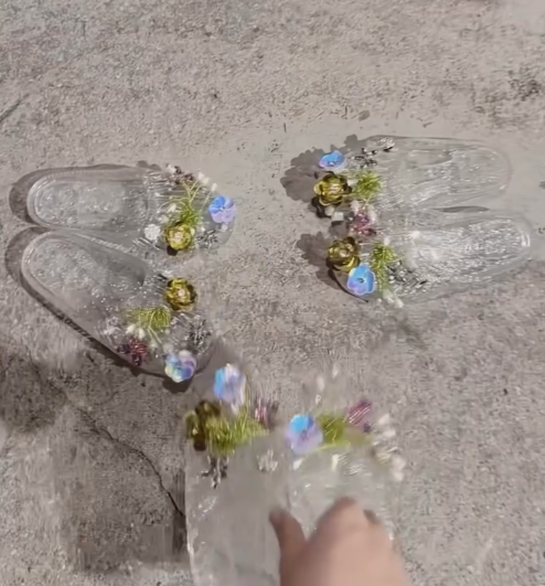 Women's Floral Embellished Jelly Slides