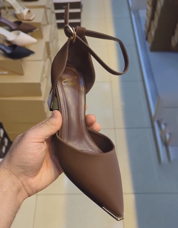 Women's Pointed Toe Ankle Strap Block Heel Pumps