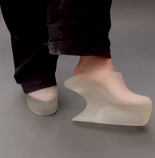 Avant-Garde Hollow Out Wedge Mule Sandals Frosted Transparent Platform Slides