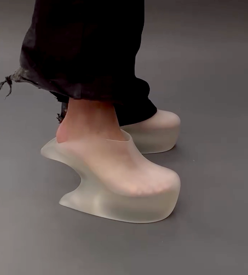 Avant-Garde Hollow Out Wedge Mule Sandals Frosted Transparent Platform Slides