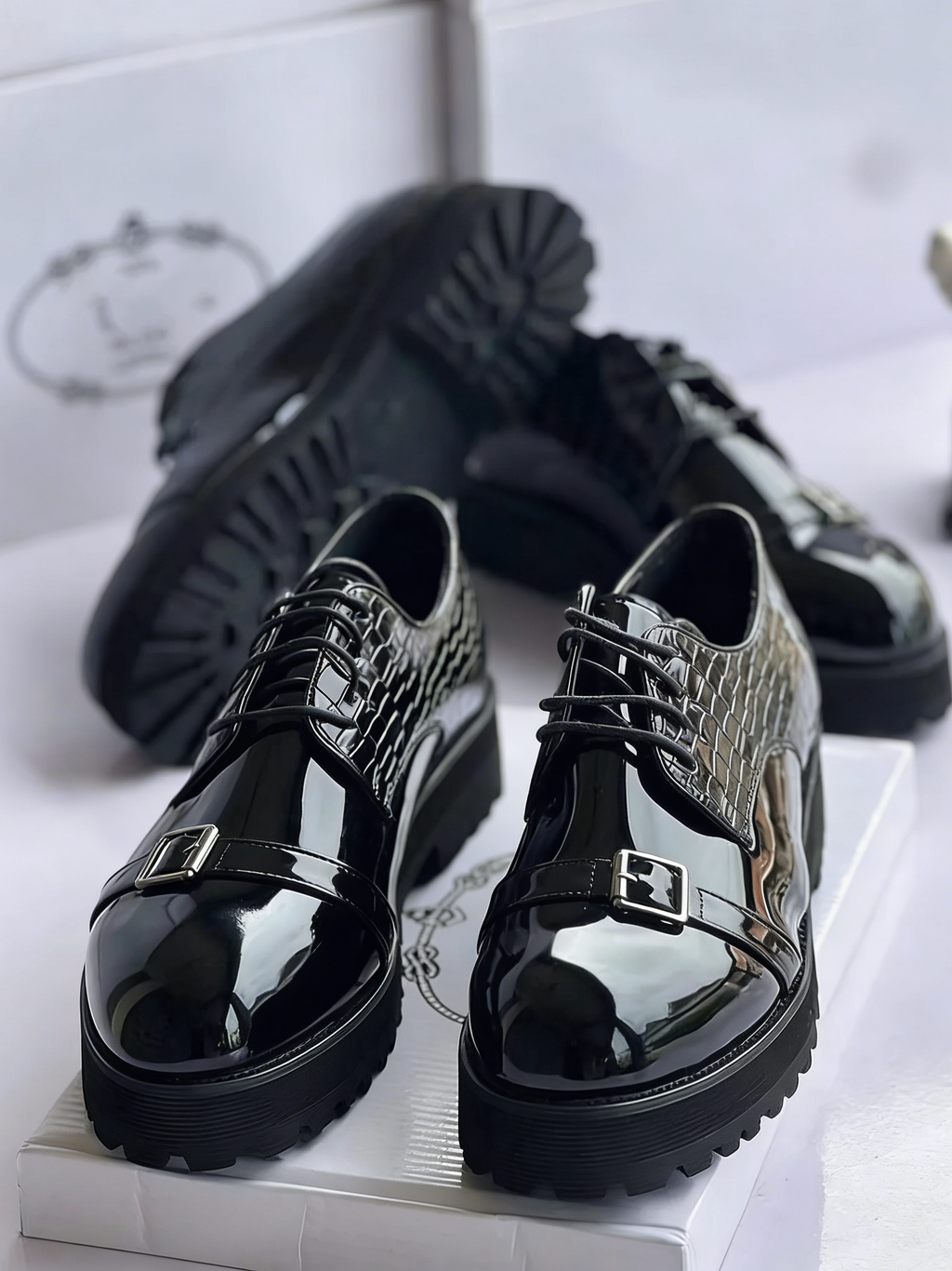 Crocodile-Embossed Patent Leather Monk Strap Derby Shoes