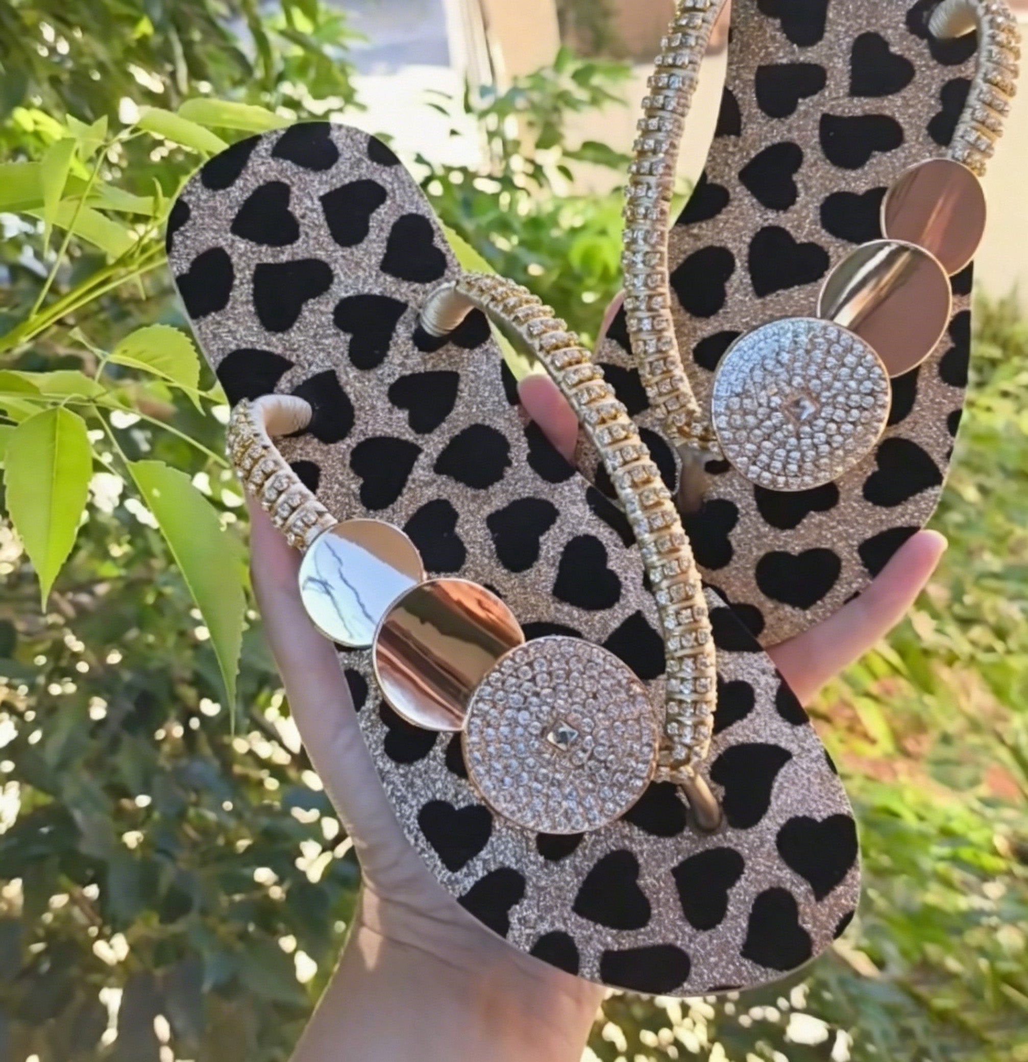 Ladies' Rhinestone & Heart Print Flip Flops