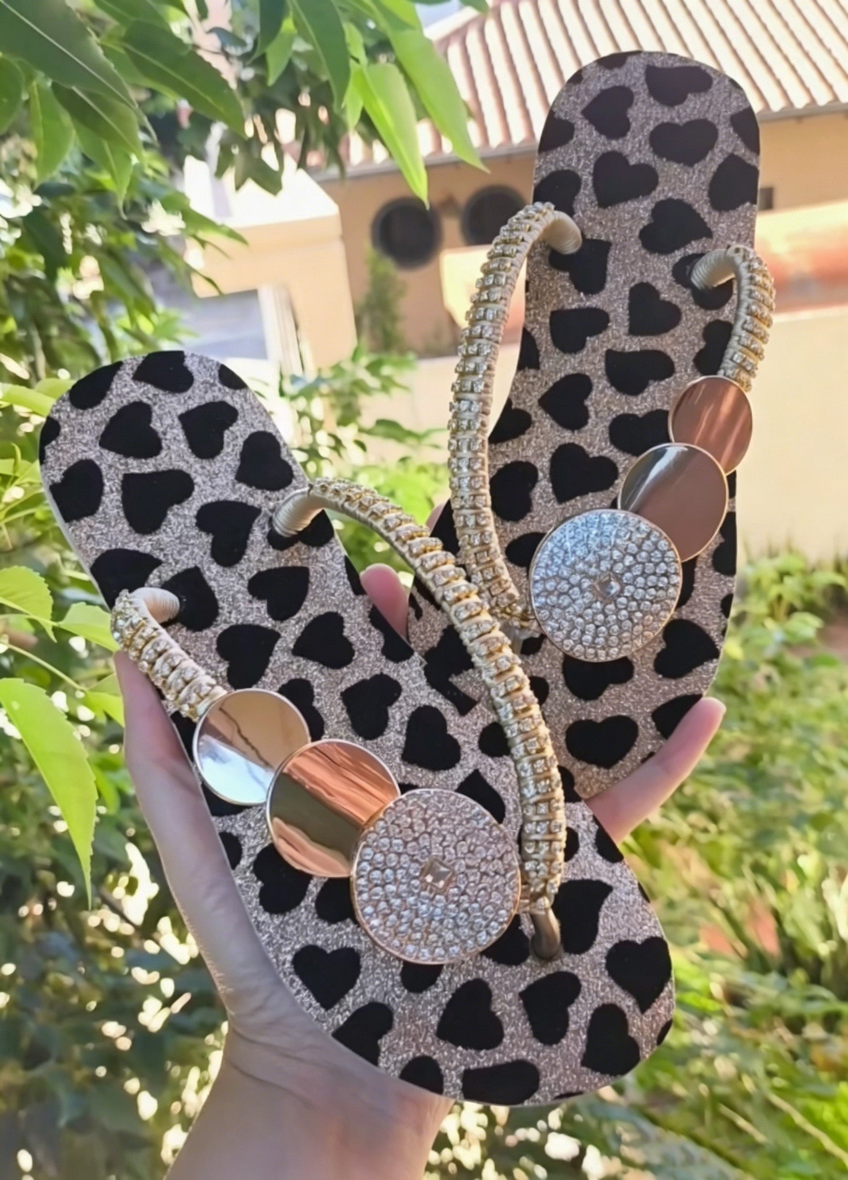 Ladies' Rhinestone & Heart Print Flip Flops