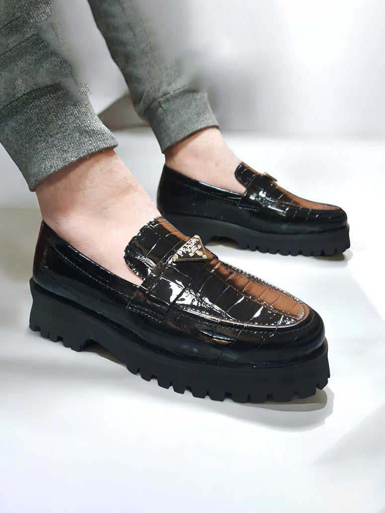 Triangular Metal Bit Chunky Lug Sole Shoes
