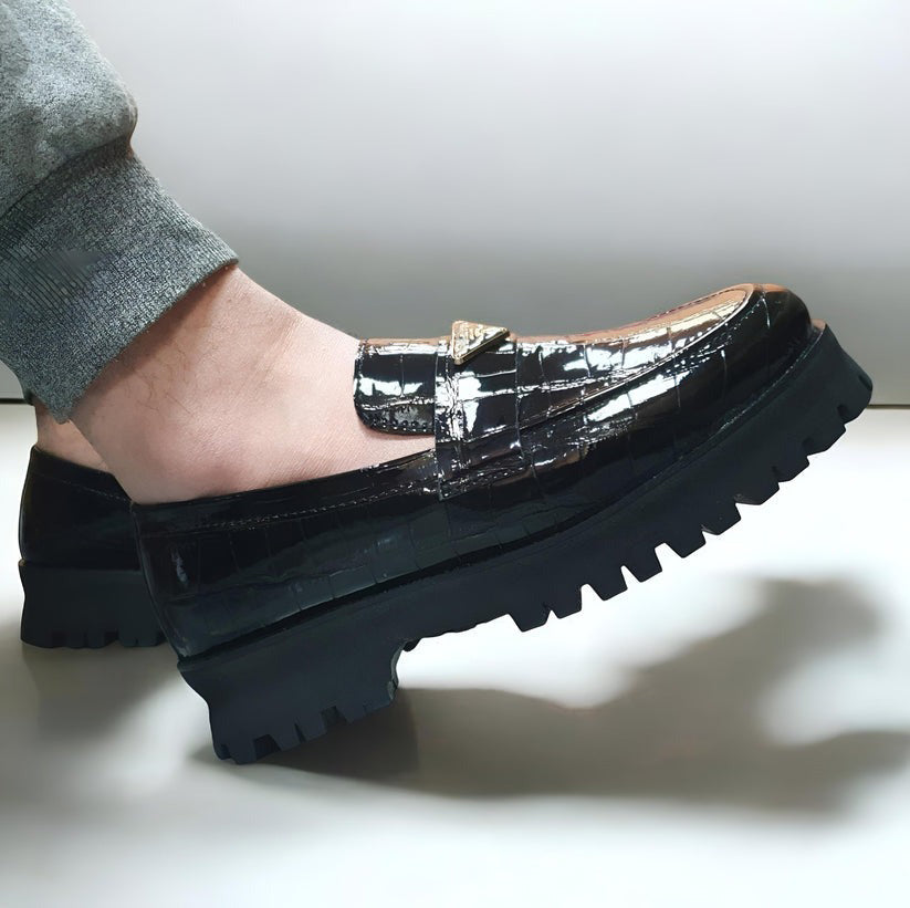 Triangular Metal Bit Chunky Lug Sole Shoes
