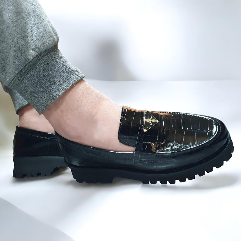 Triangular Metal Bit Chunky Lug Sole Shoes