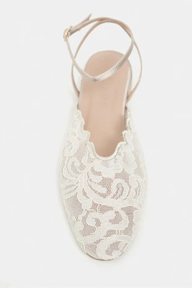 French Lace Hollow Slingback Sandals Elegant Square Toe Low Heel Shoes