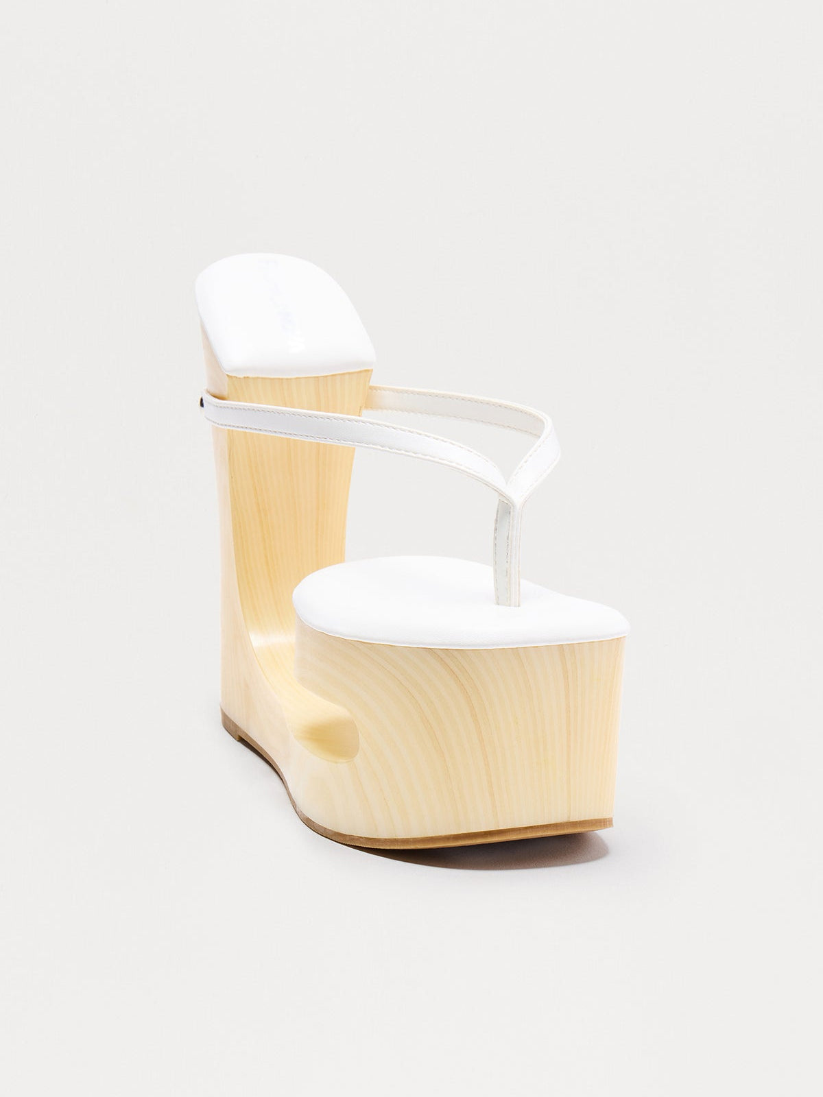 Avant-Garde Hollow Wood Grain Wedge Flip Flop Designer Platform Heel Sandals