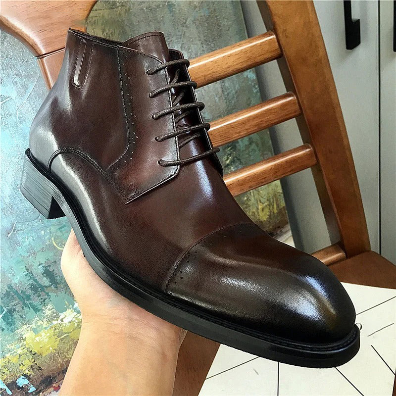 Men's Cap-Toe Brogue Chukka Boots