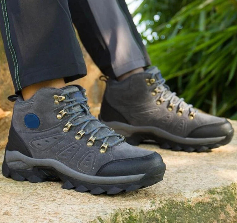 Men's High-Top Outdoor Boots | Slip-Resistant & Durable