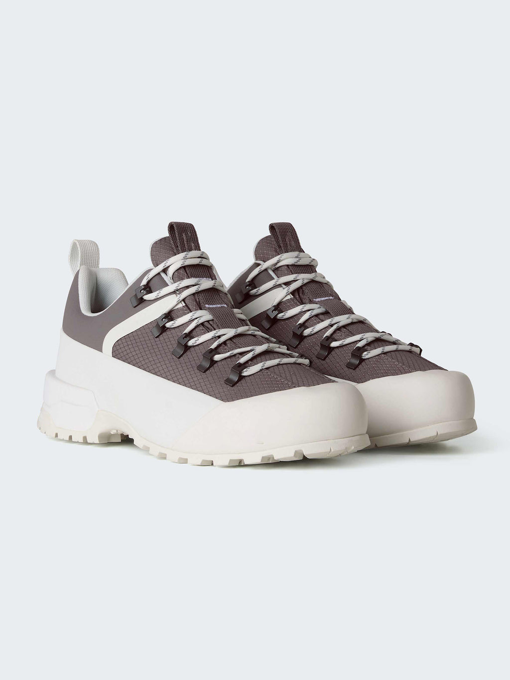 Low-Top Urban Hiking Sneakers