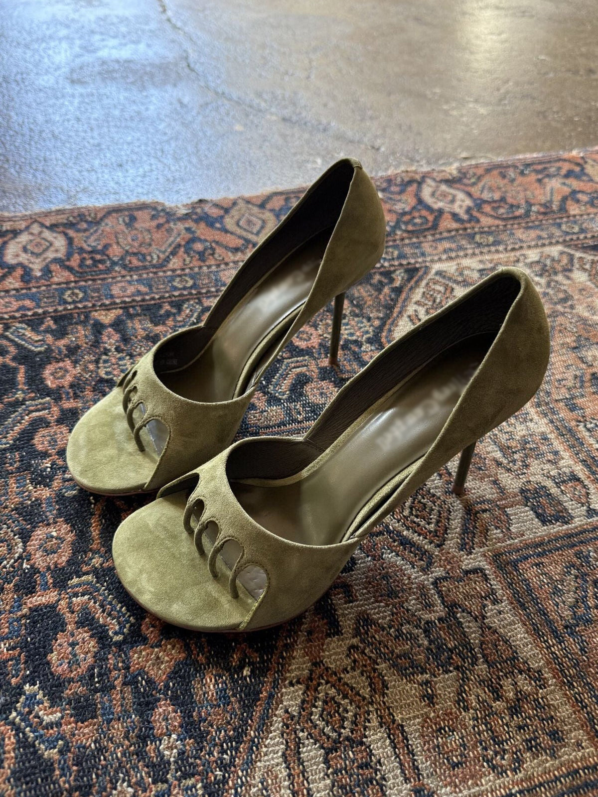 Ladies' Suede Scalloped Open-Toe Stiletto Heel Pumps
