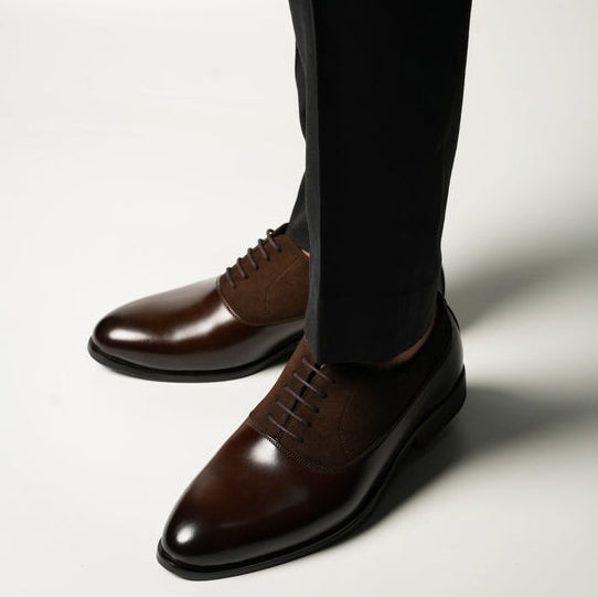 Pointed-Toe Lace-Up Formal Shoes