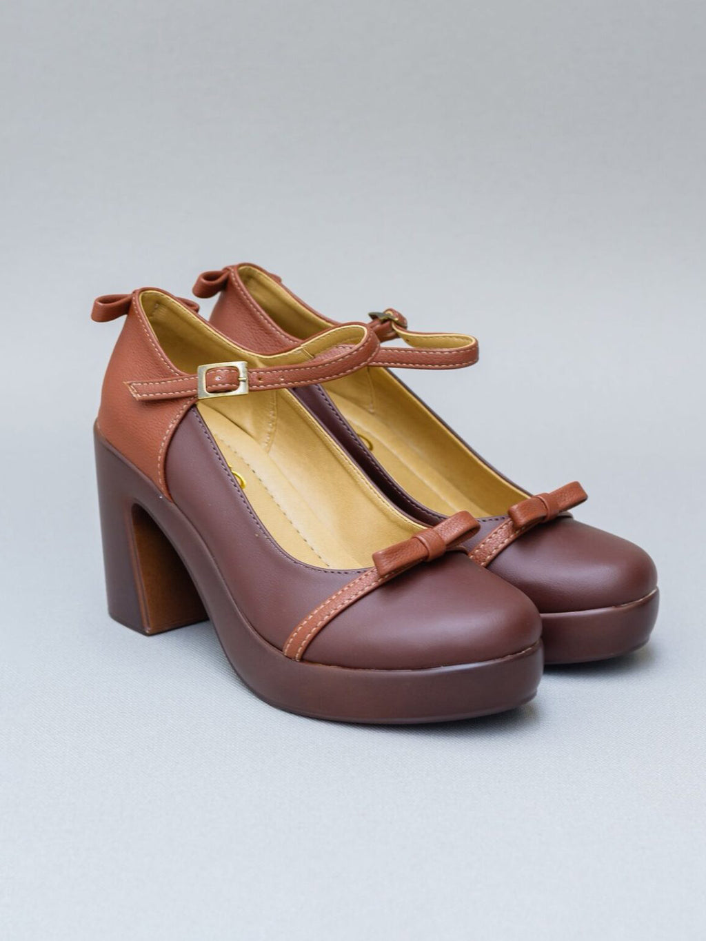 Women's Retro Two-Tone Mary Jane Platform Heels
